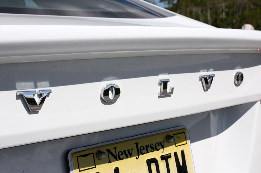  Volvo S60 T5 AWD 2013 года  (фото 32 из 40)